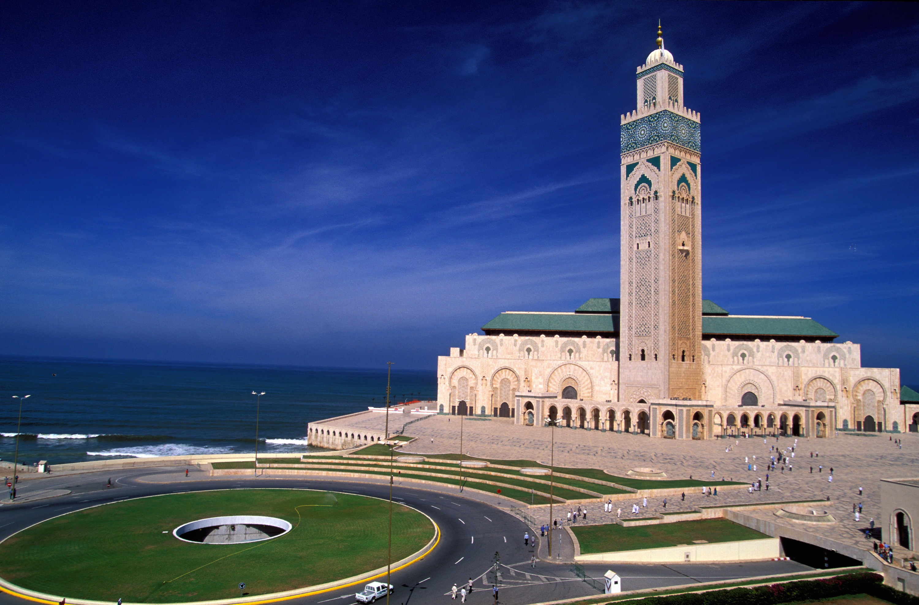 morocco-casablanca-hassanii-mosque.jpg