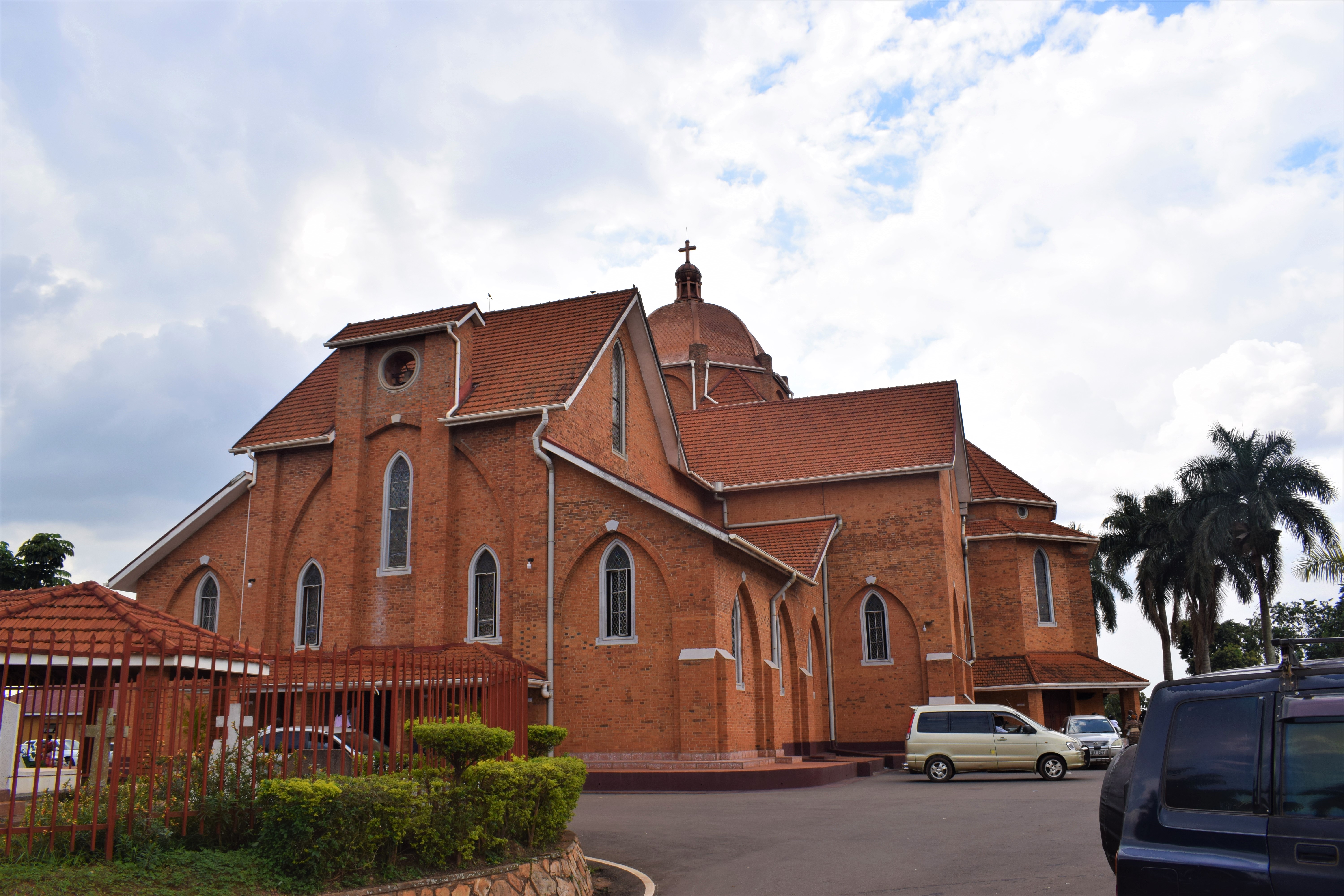 namirembe_cathedral_side_view.jpg