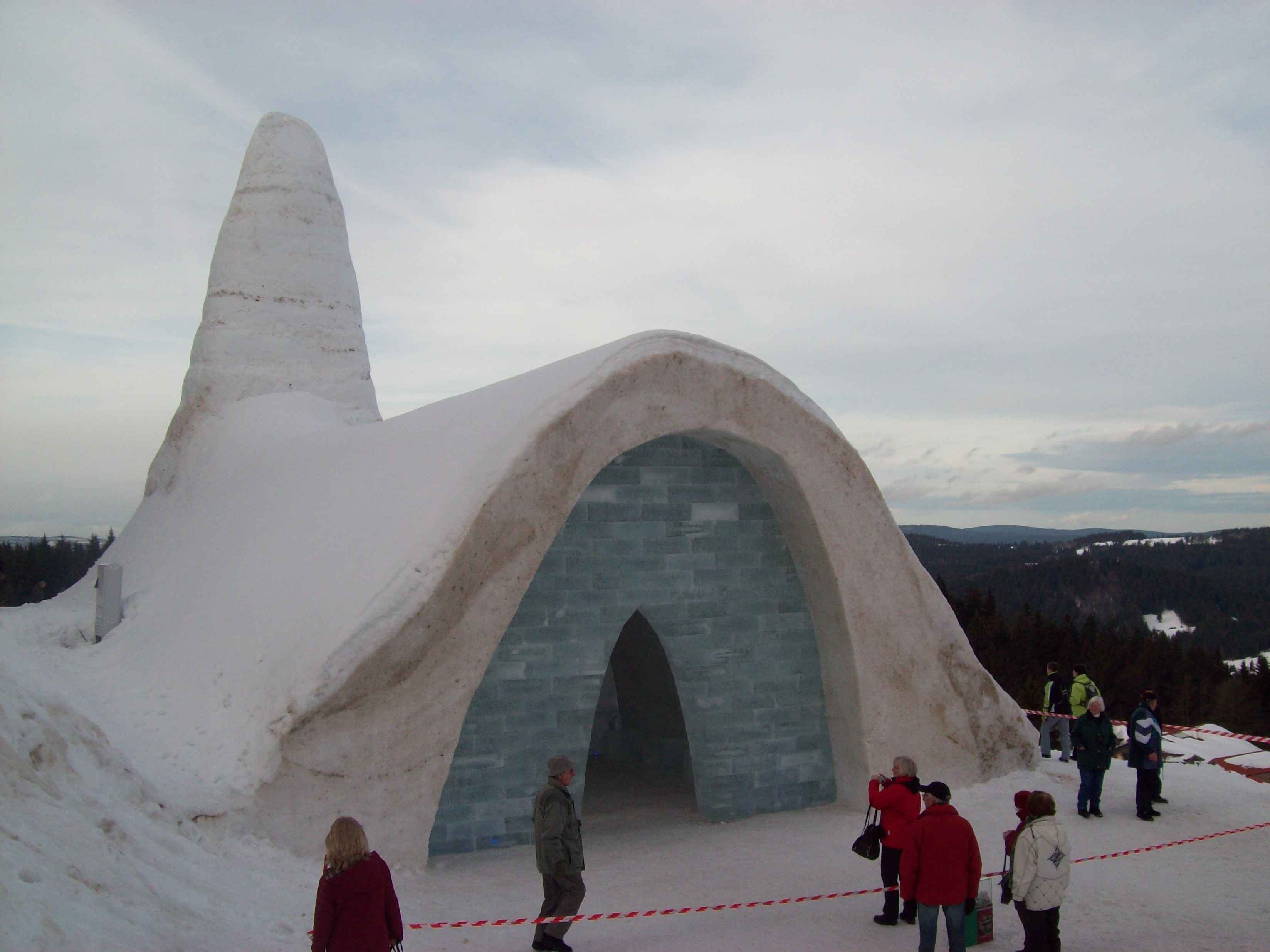 schneekirche02.jpg