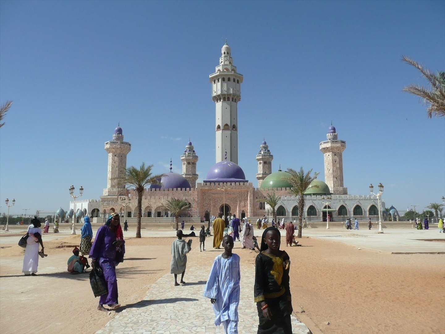 senegal-demographics-of-senegal-islam-in-senegal-mosque-touba-senegal-tourism-in-senegal-tourism-1633836639.jpg