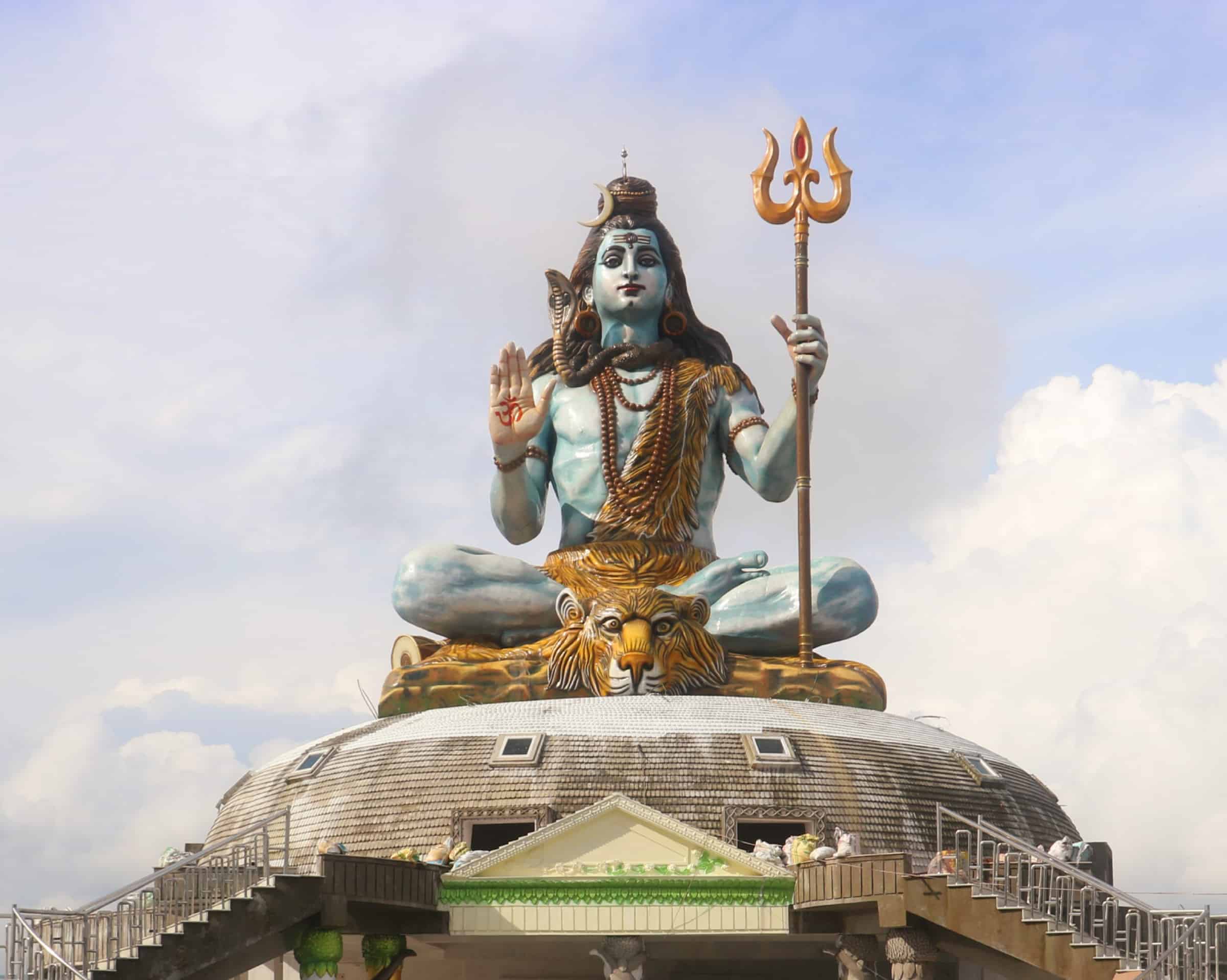 shiva-statue-pumdikot-1_1.jpg