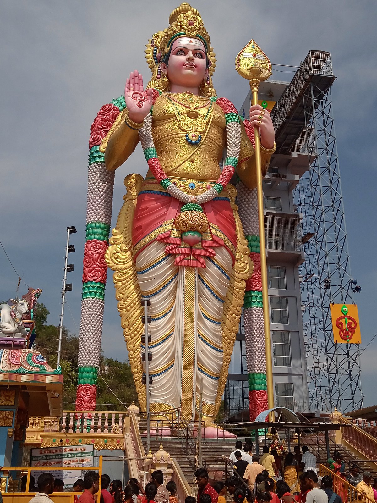 tall-murugan-statue.jpg
