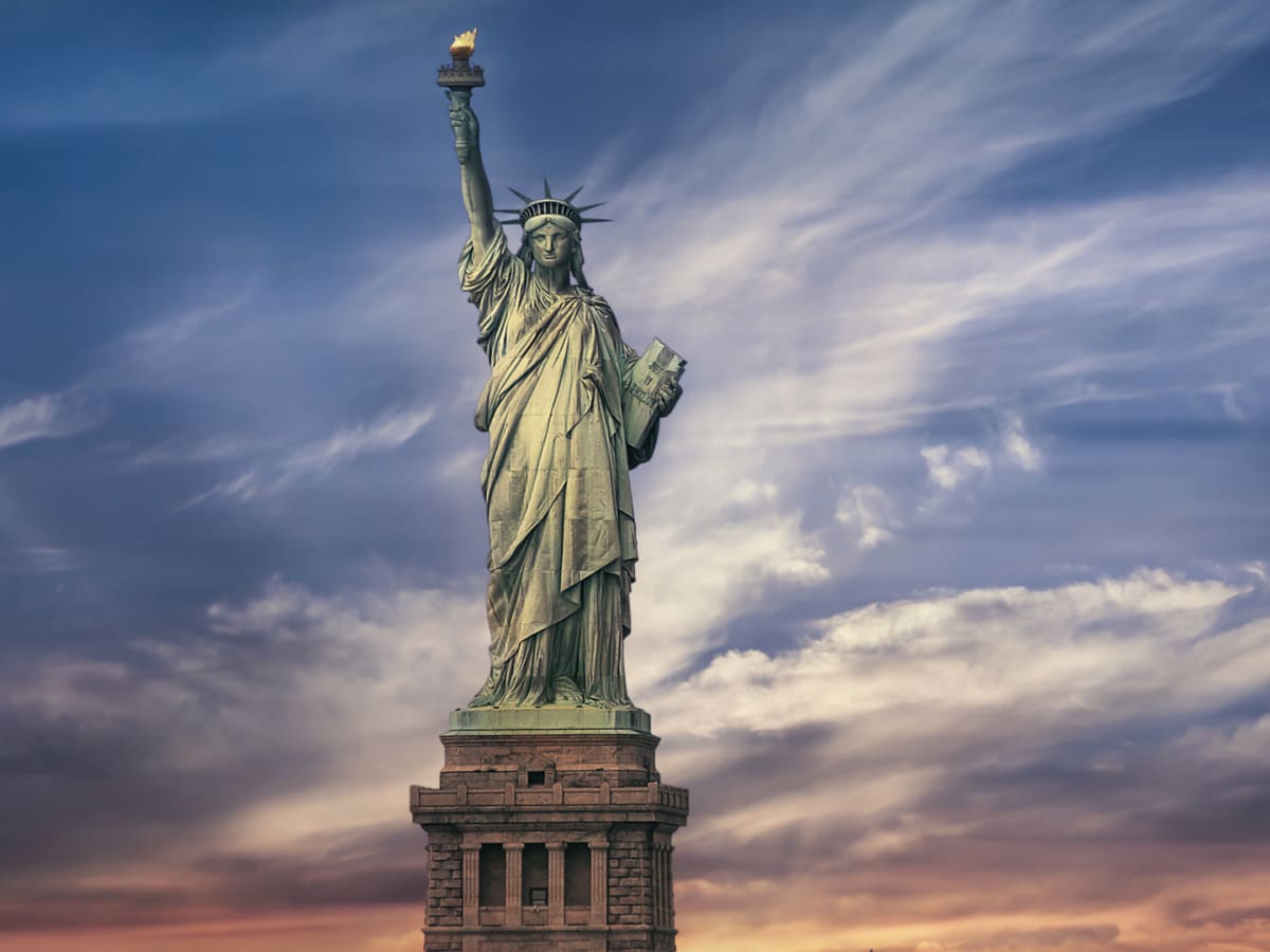 topic-statue-of-liberty-gettyimages-960610006-promo_1.jpg