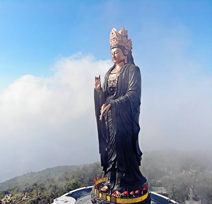 visit-the-sacred-buddha-tay-bon-da-son-on-ba-den-mountain-1.jpg