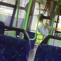 A buszon kempingező zöld Ork