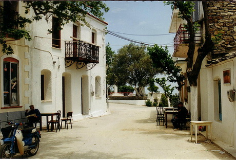 ikaria-kihalt-utca.jpg