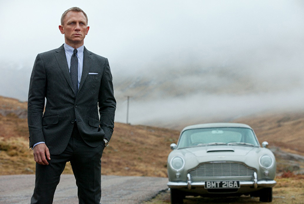 54cd067d75c57_esq-02-james-bond-skyfall-2012-mdn-39265360.jpg