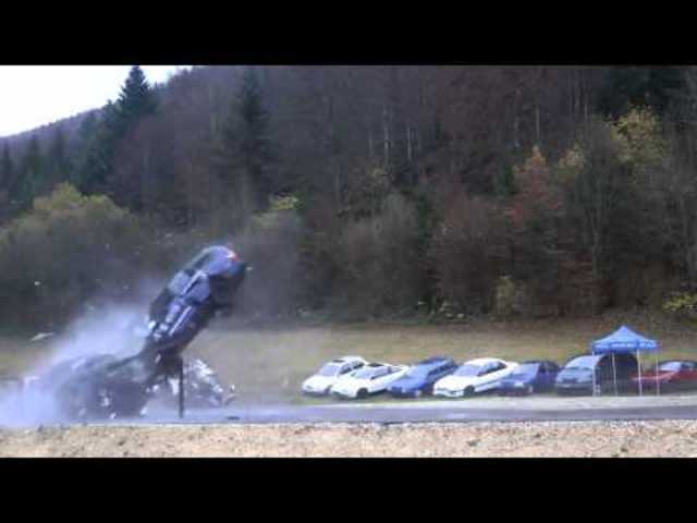 Ütközés... 200km/h... Vigyázz...