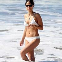 Jordana Brewster sexy bikini shots