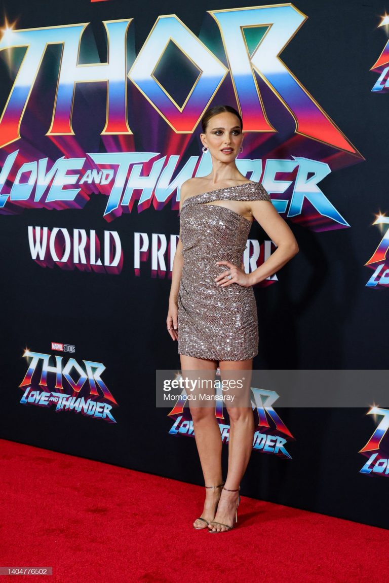 Natalie Portman szexi - Thor 4 - Love and Thunder premiere