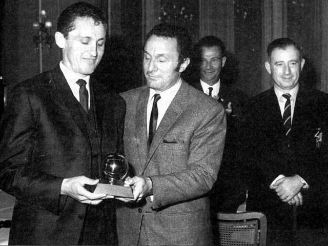 Albert aranylabdája helyzetbe hozta a belügyet is