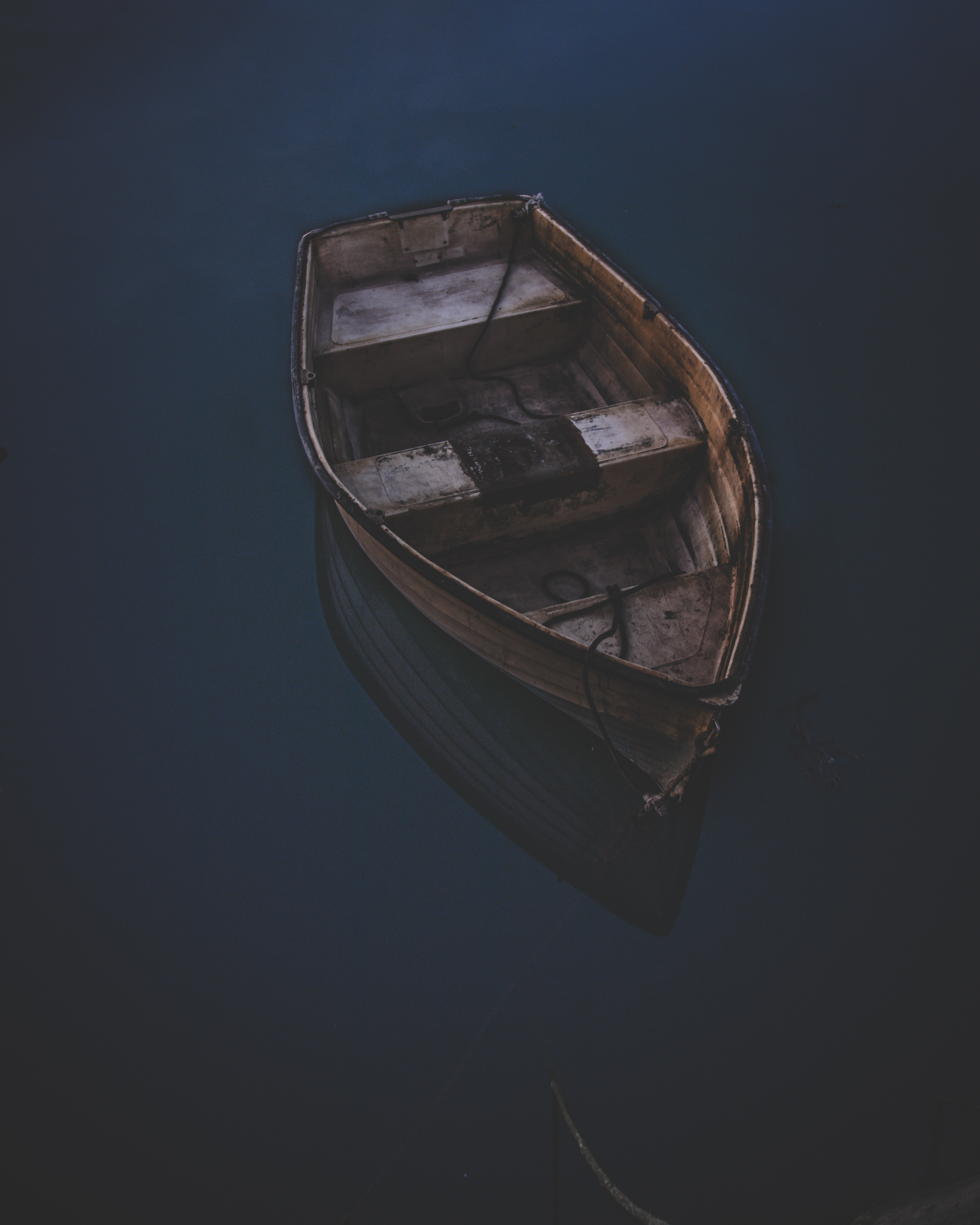 boat-body-of-water-canoe-2262800.jpg