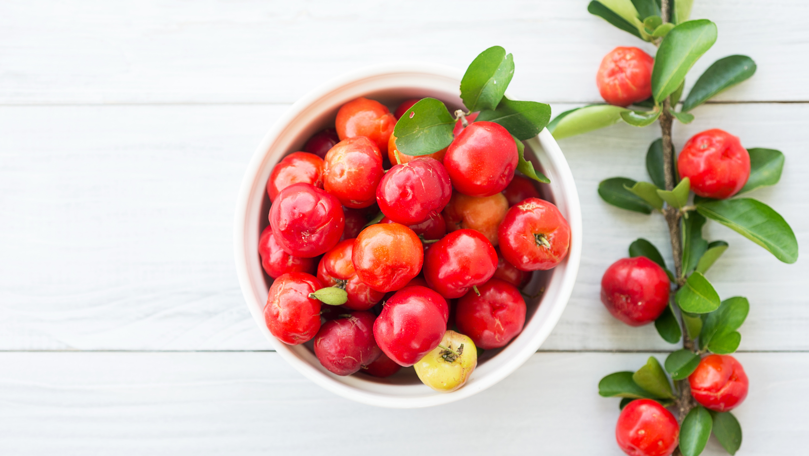 acerola_immunerosito_termeszetes_immunavita_betterstyle_bluenature_soosanita_anitasoos_hu.png
