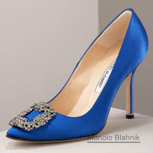 manolo_blahnik_something_blue_satin_pump.jpg