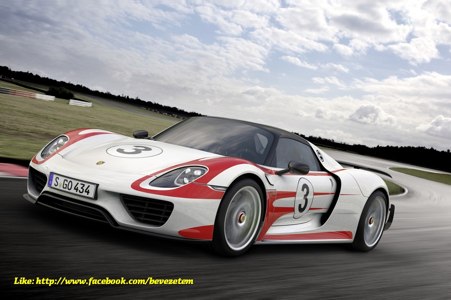 Porsche 918 Spyder Weissach Package