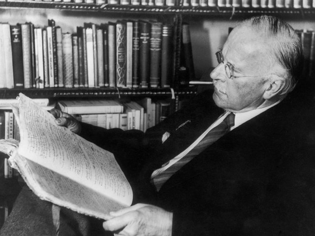Jung és a Biblia szimbolikus értelmezése