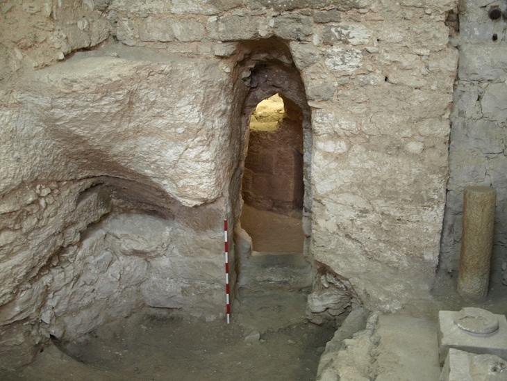 the_first-century_house_2-3_0.jpg