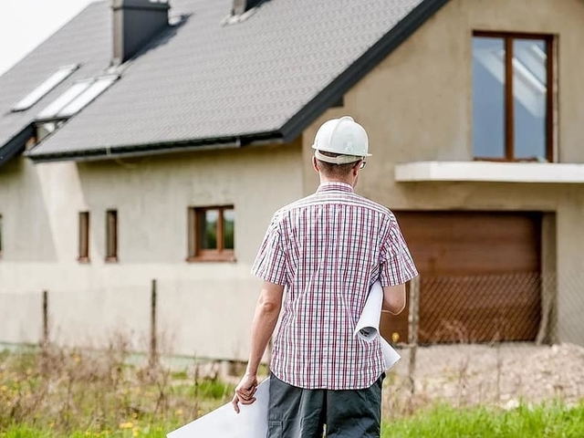 Házépítés lépésről lépésre – tervezéstől a használatba vételig