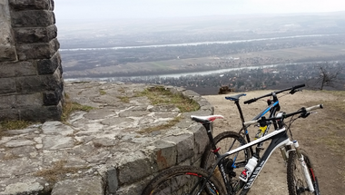 Gravel bringával a Vöröskőre február 25-én - MTB-sek is jöhetnek!