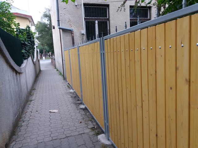 (Sz)építő munka zajlik a Gimiben