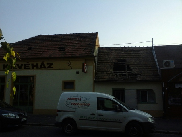 Tűz volt a Korona Étteremben - Mára bezárt a Pizzafaló, de holnap nyitnak