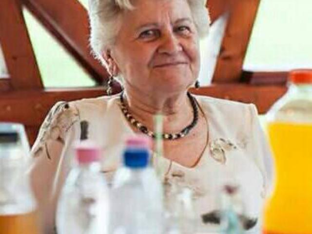 Nagymamájuk 80. szülinapjára készül a család meglepetéssel
