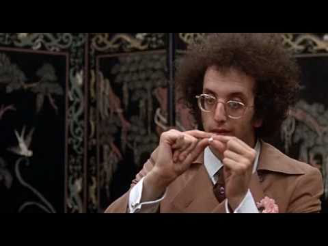Kísérlet jointtal. Részlet Milos Forman filmjéből