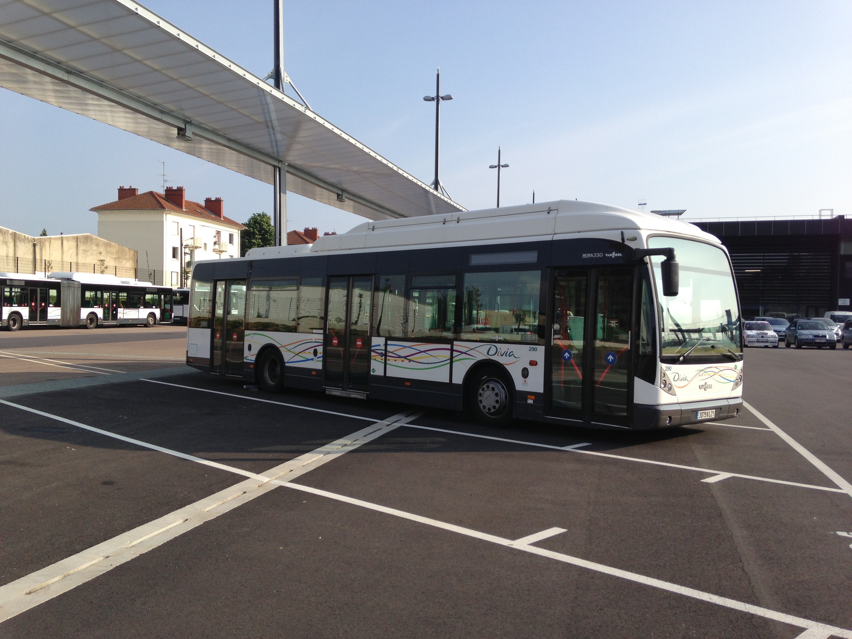 Van-Hool-New-A330-CNG-típusú-busz.jpg