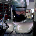 Kritika: Robotzsaru (1987)