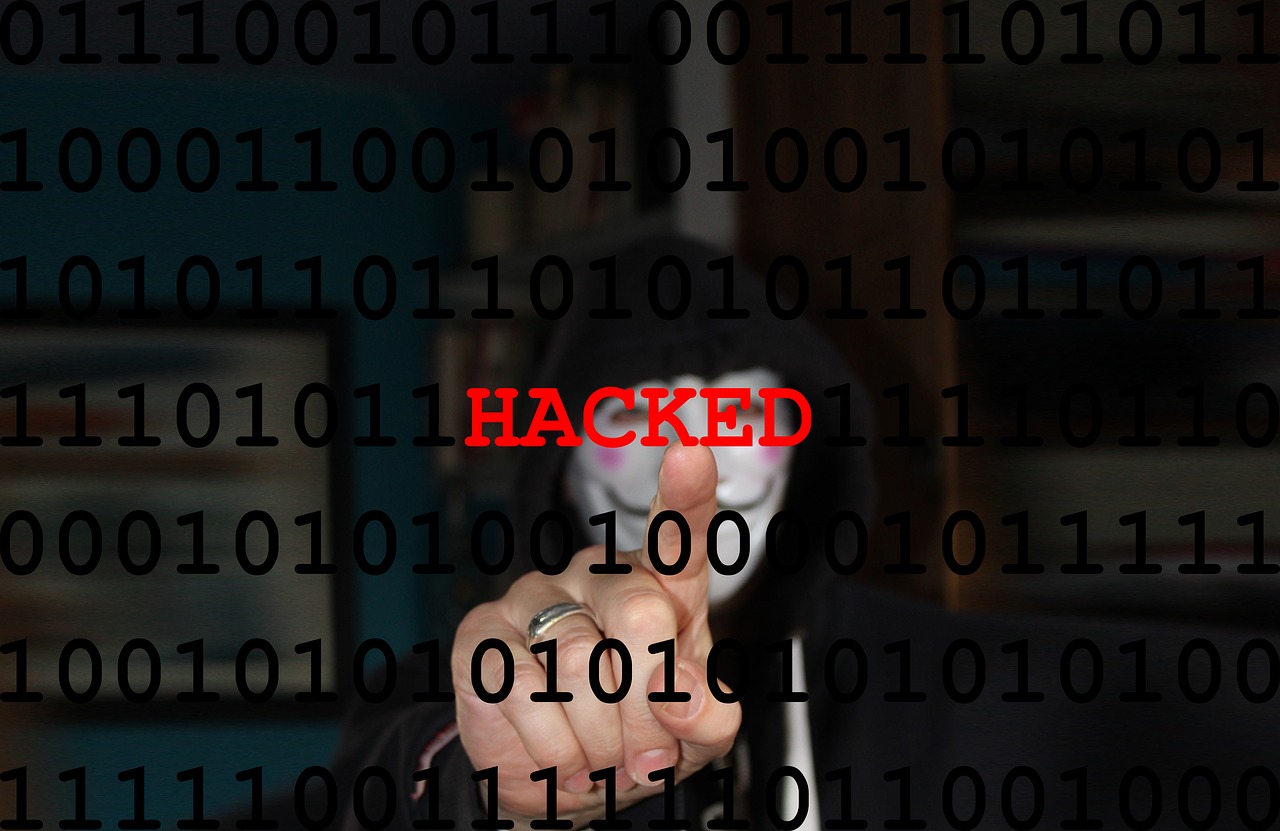 hacker-2851143_1280.jpg