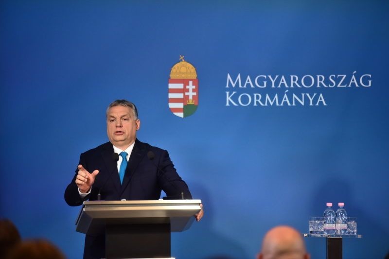 orban_arcai1.jpg