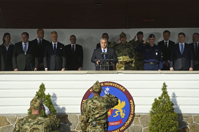 orban_esku.jpg