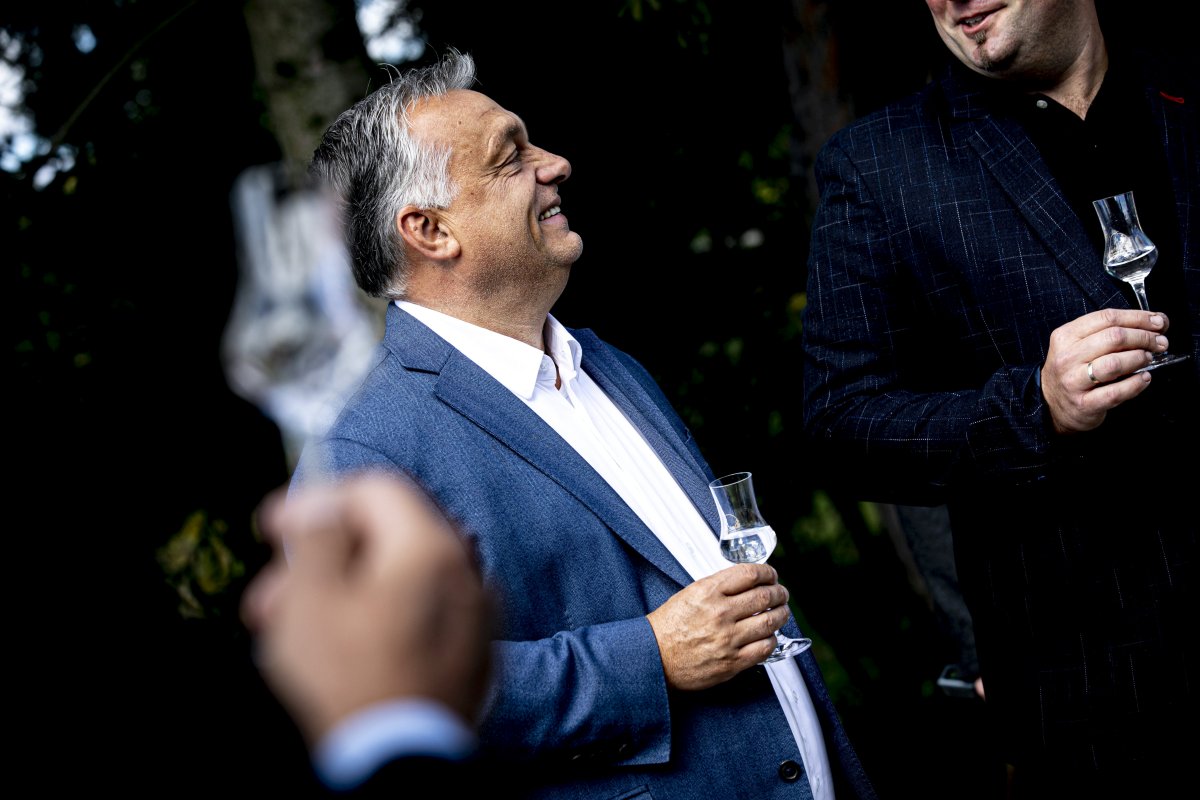 orban-palinka.jpg