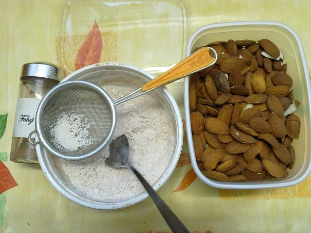 Fahéjas mandula