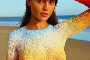 Testfestett modellel érkezik a Louis Vuitton On the Beach parfümje