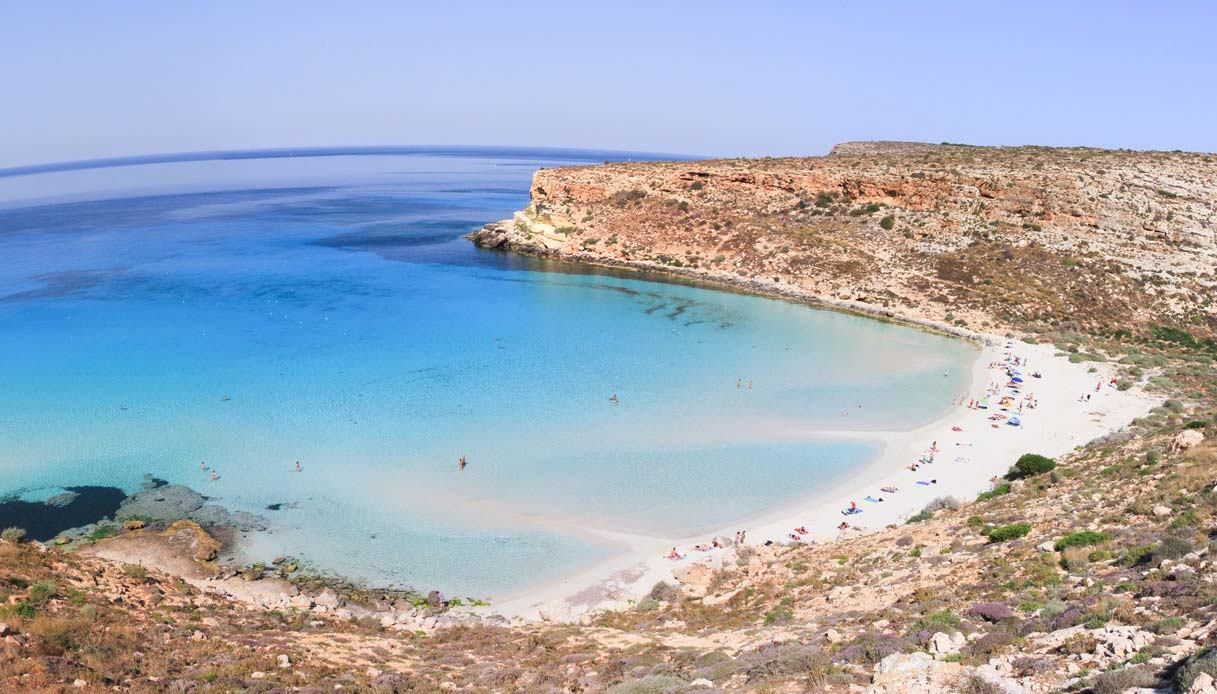 spiaggia_conigli-sicilia.jpg