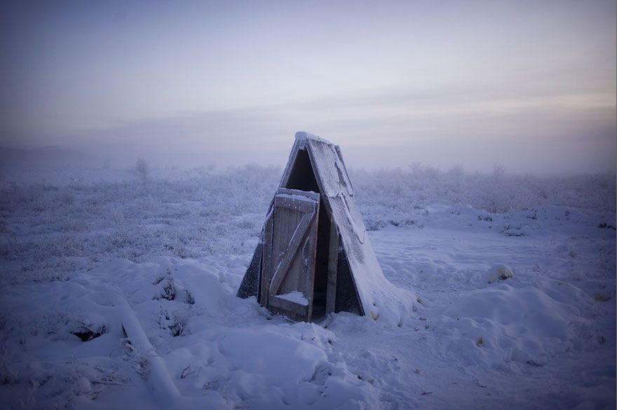 coldest-village-oymyakon-russia-amos-chaple-17.jpg