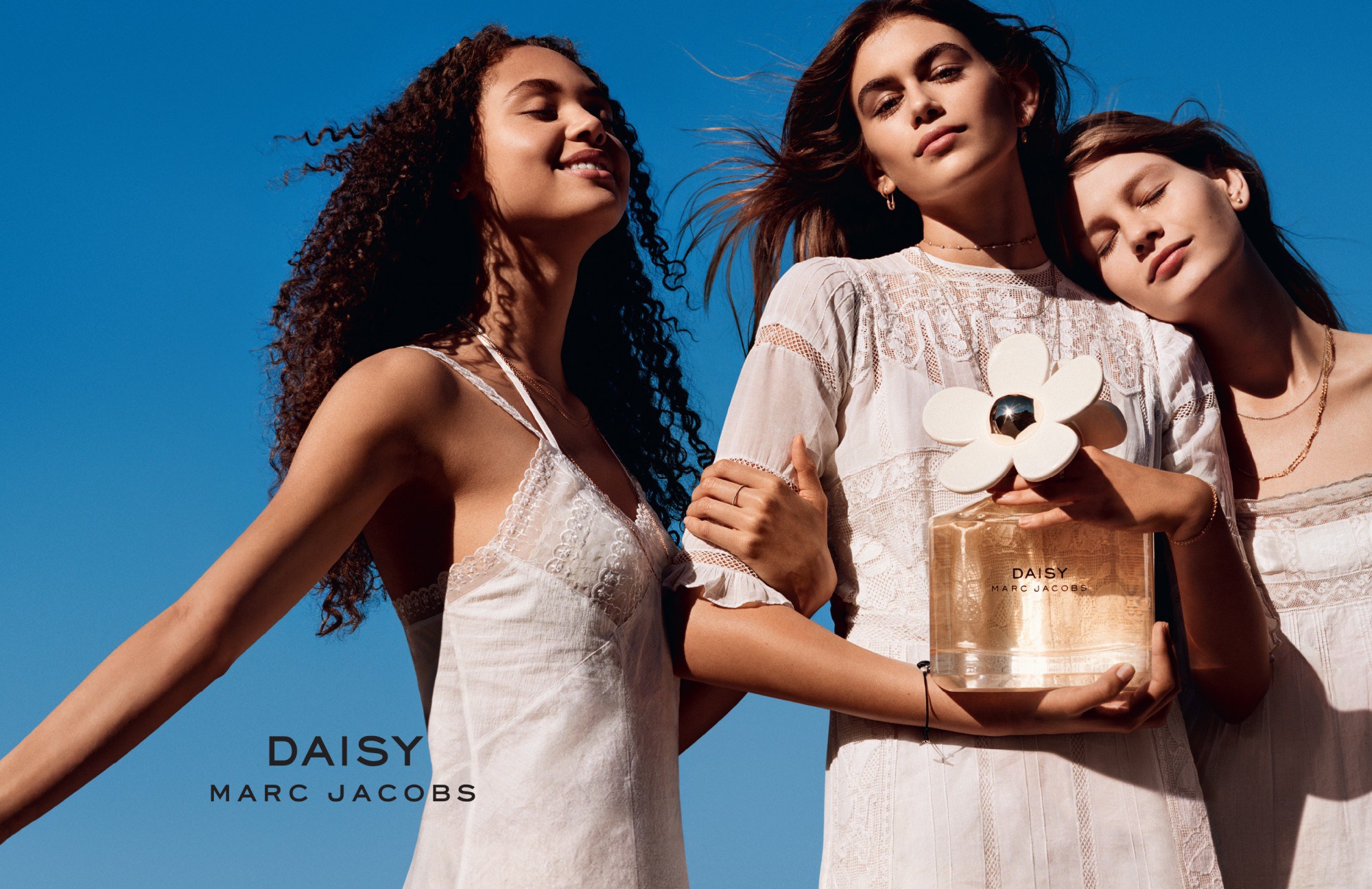 marc-jacobs-daisy-fragrance-ad-campaign-blogozine_2.jpg