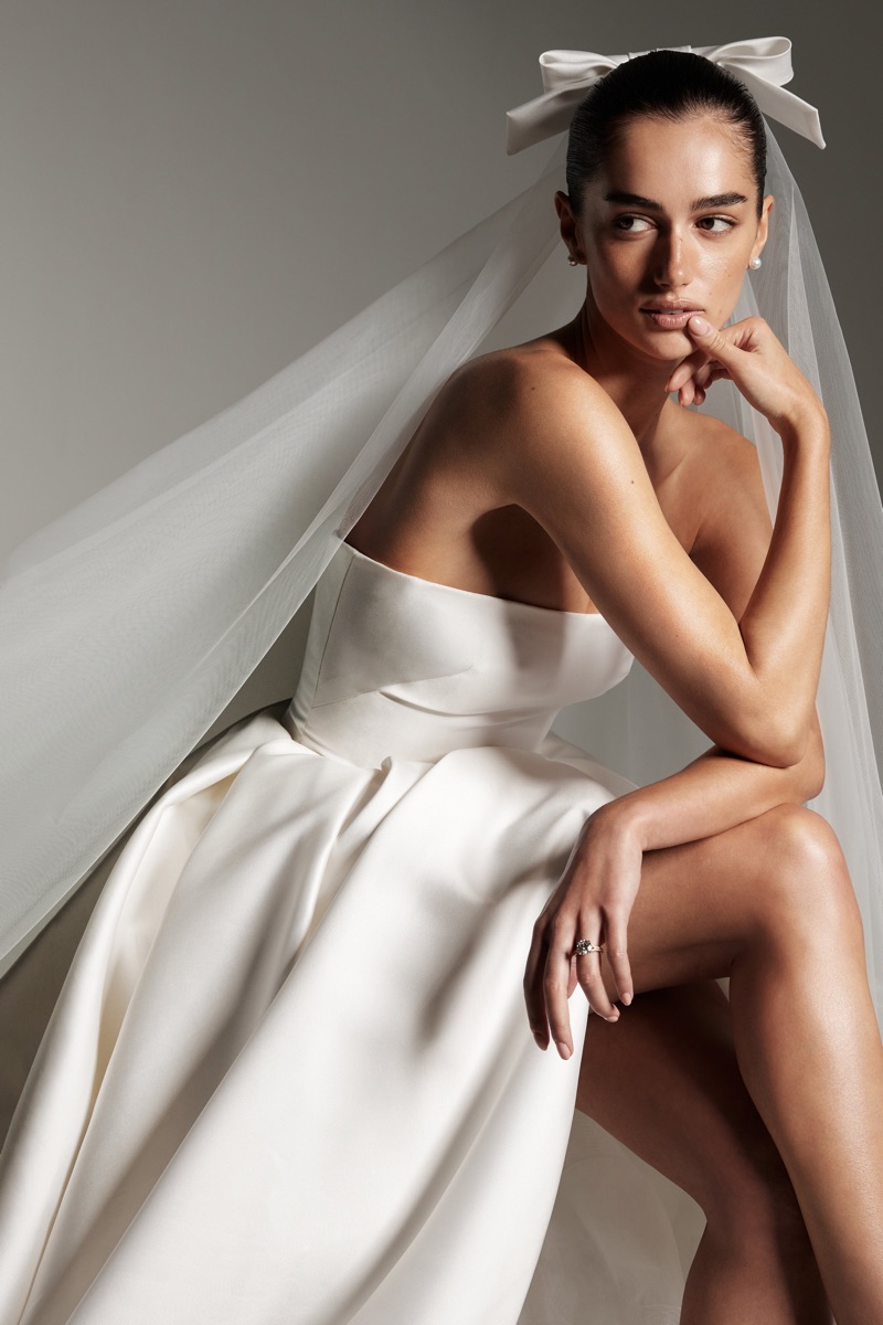 monique_lhuillier_menyasszonyi_kollekcio_ja_a_tavasz_ko_nnyedse_ge_vel_e_rkezik_blogozin_blog_hu7.jpg