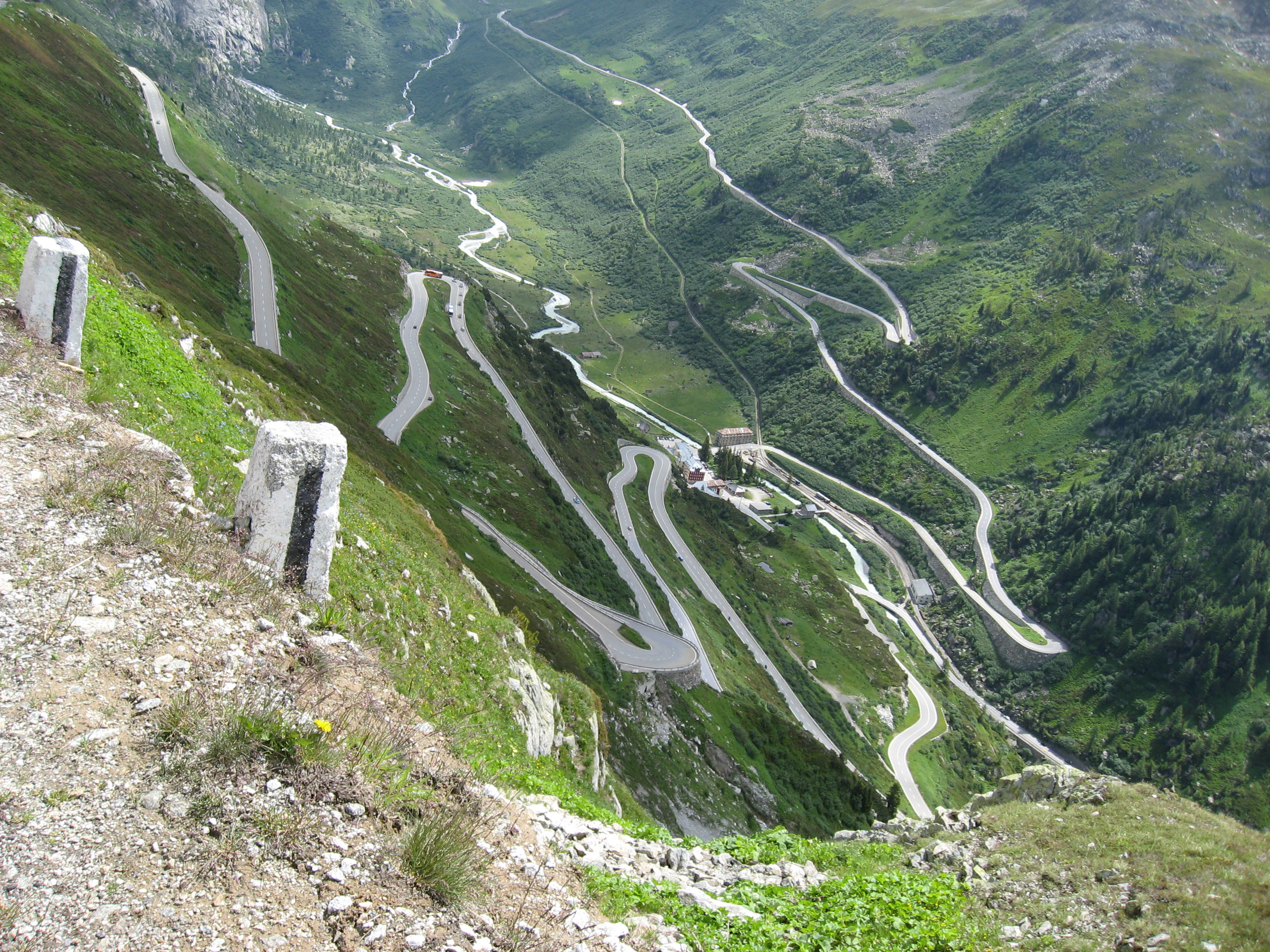 old-yungas-road-bolivia.jpg