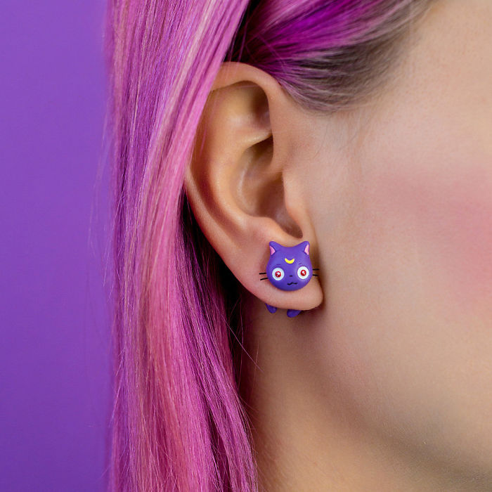 pop-characters-cat-earrings-catmadecom-3-592c1db9ca665_700.jpg