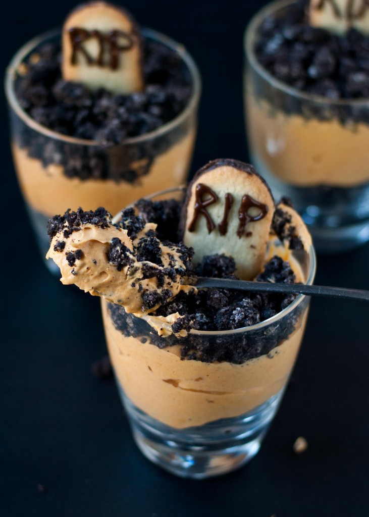 pumpkin-dirt-pudding-3-731x1024.jpg