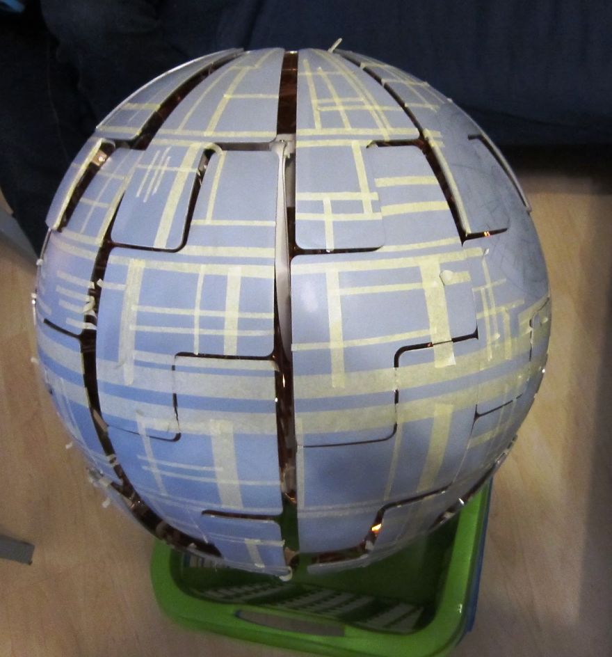 the-death-star-i-made-from-an-ikea-lamp-587dc8c8ec264_880.jpg