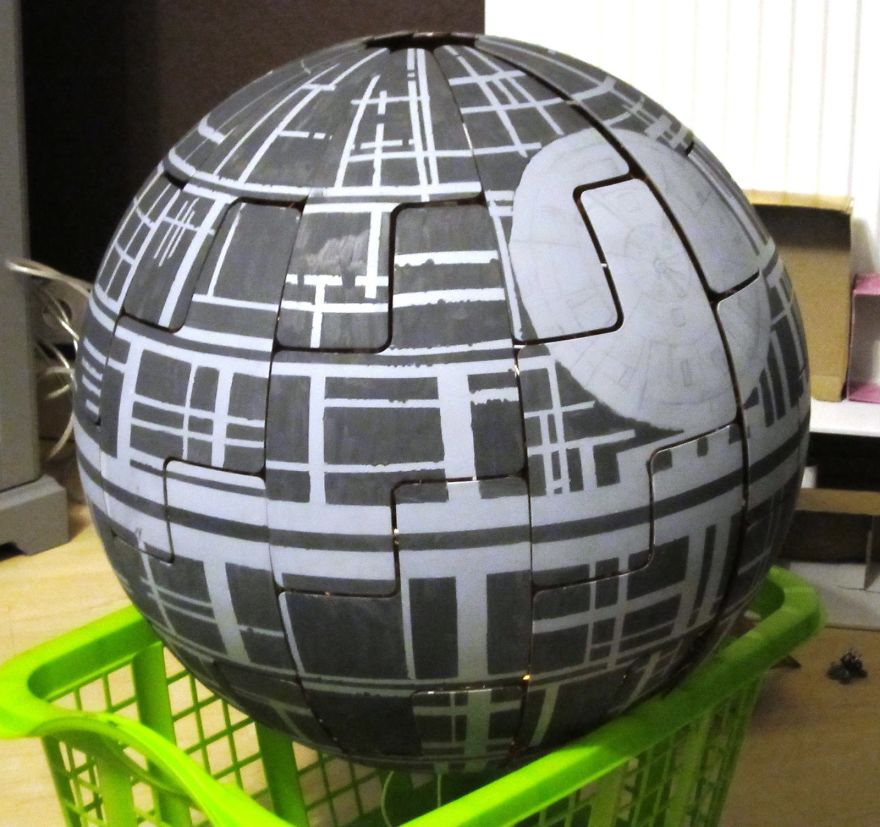 the-death-star-i-made-from-an-ikea-lamp-587dc8d867360_880.jpg