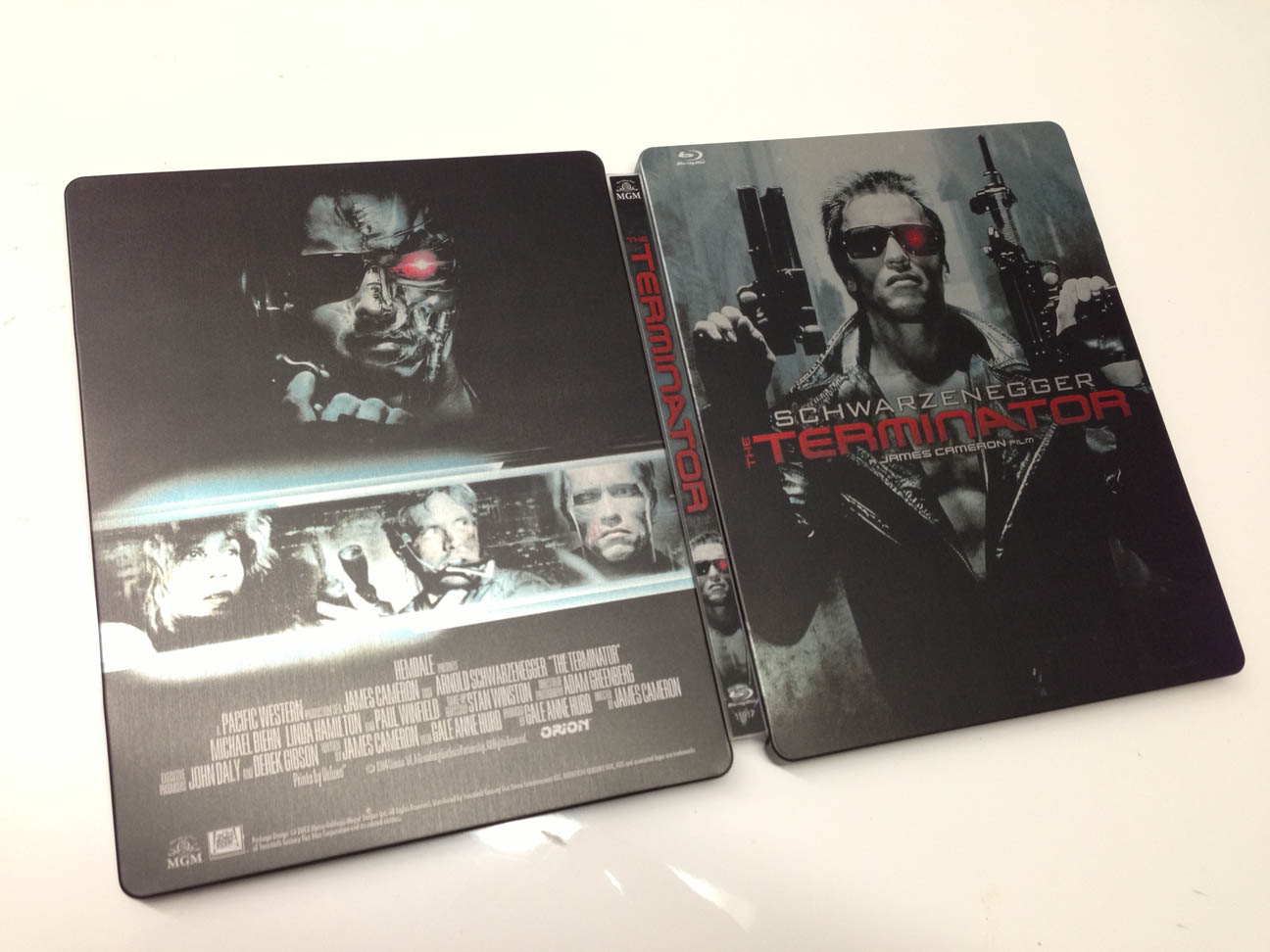 the-terminator-steelbook-francais-8.jpg