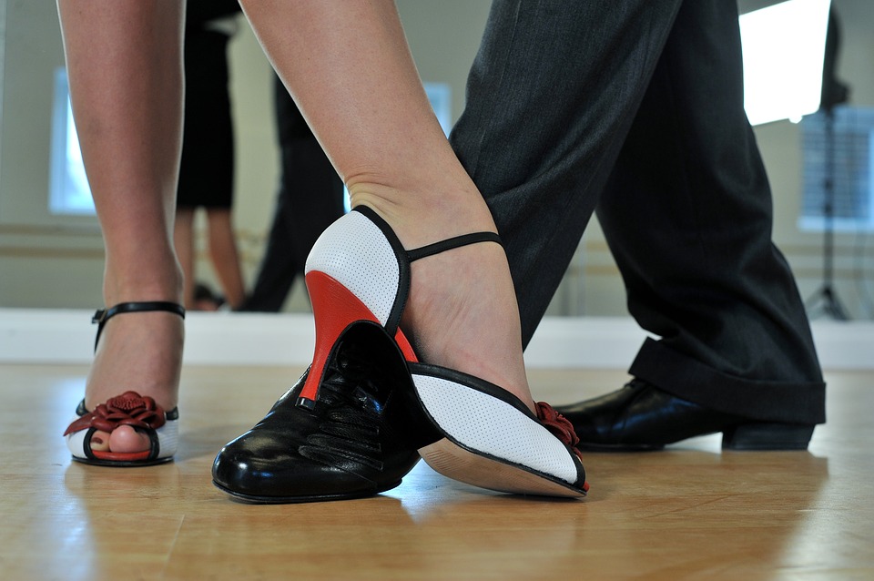 argentine-tango-2079964_960_720_1.jpg