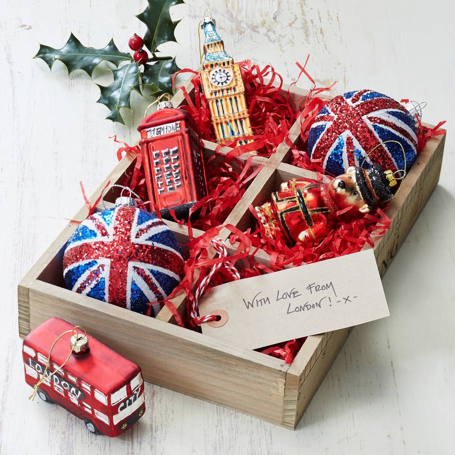 original_great-british-christmas-tree-decorations.jpg