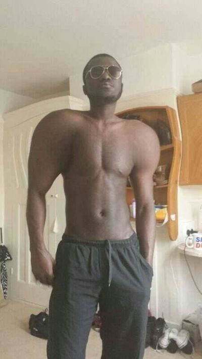 photoshopped_muscle_fails_10.jpg