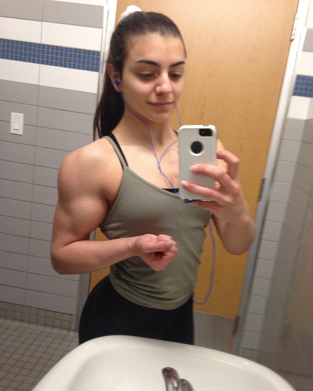 tessa_barresi_29.jpg