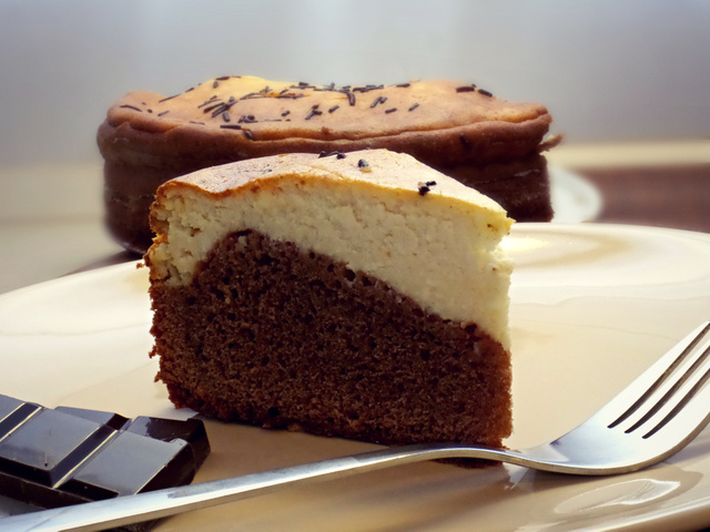 Túrókrémes brownie torta